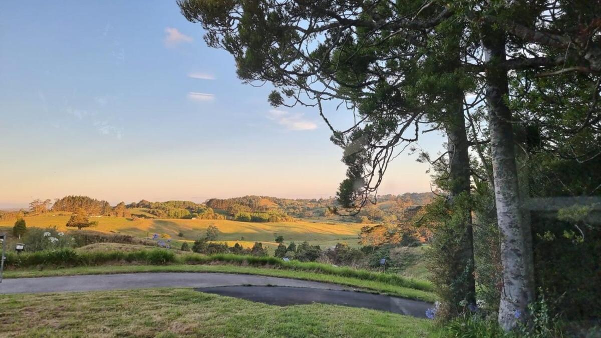 The Kauri Getaway By Tiny Away Villa Waitoki Kültér fotó